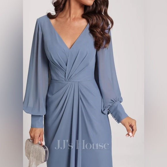 Sheath/Column V-Neck Tea-Length Chiffon Cocktail Dress With Cascading Ruffles - Picture 4 of 10
